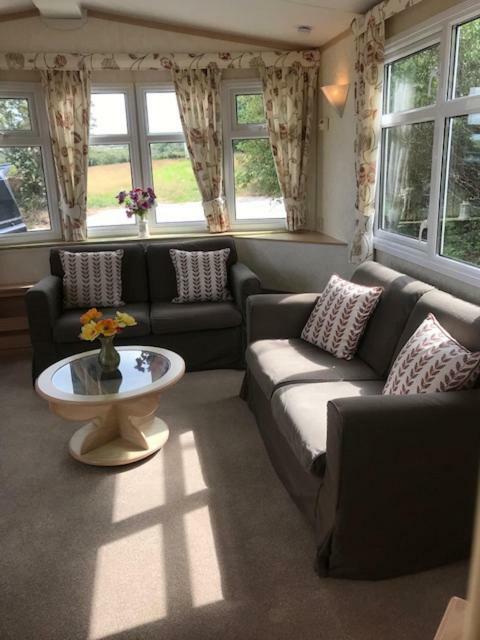 Countryside Views From A Luxury Mobile Home Near Perranporth Exterior photo